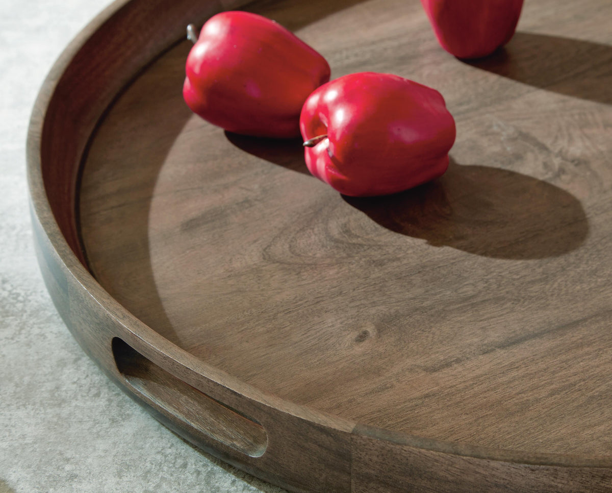 Webbworth Bowls & Trays
