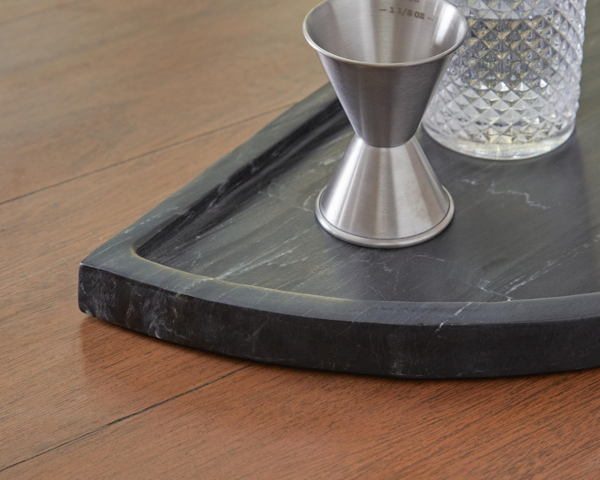 Cortsen Bowls & Trays