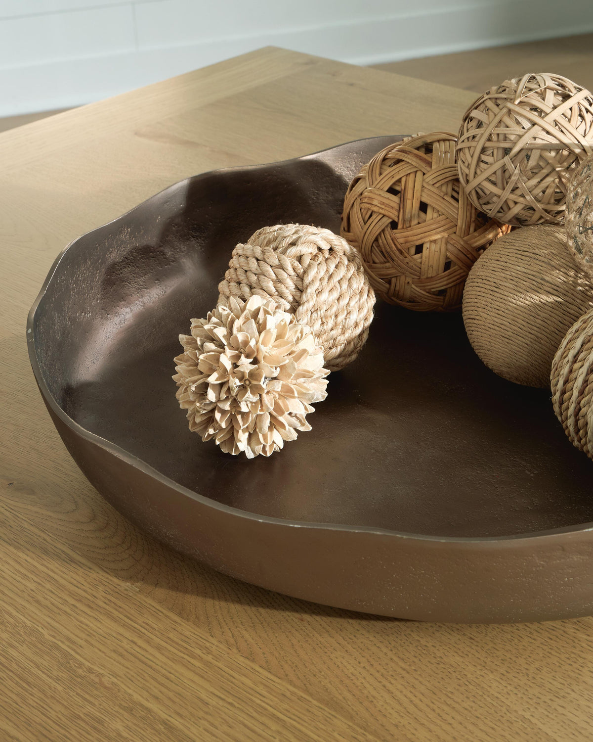 Wallmen Bowls & Trays