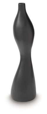 Judsen Vase