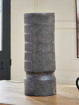 Beninworth Vases