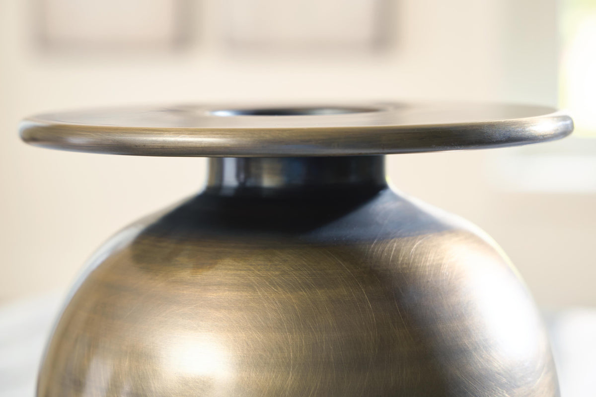 Fedorleigh Vases