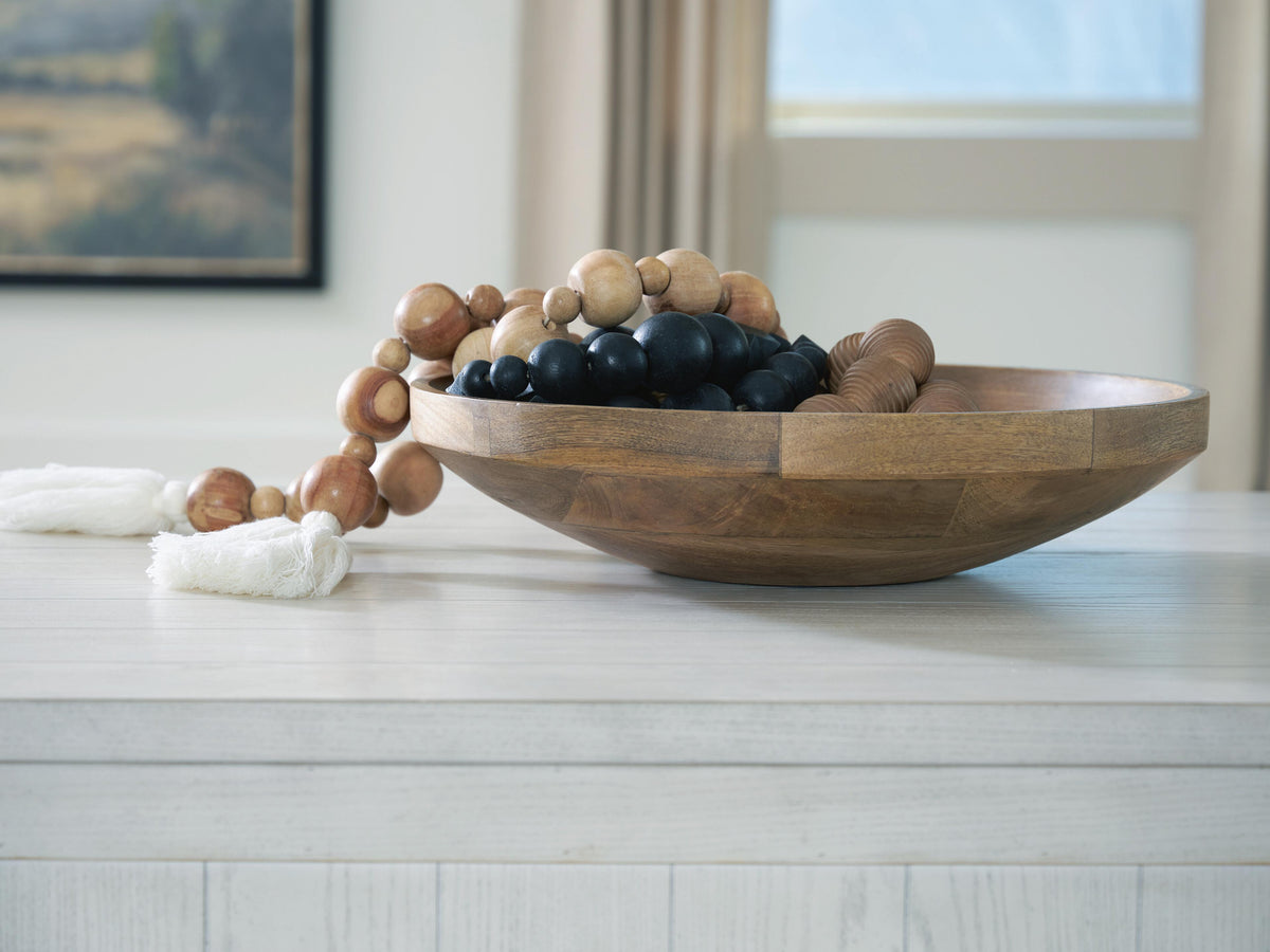 Clayburg Bowls & Trays