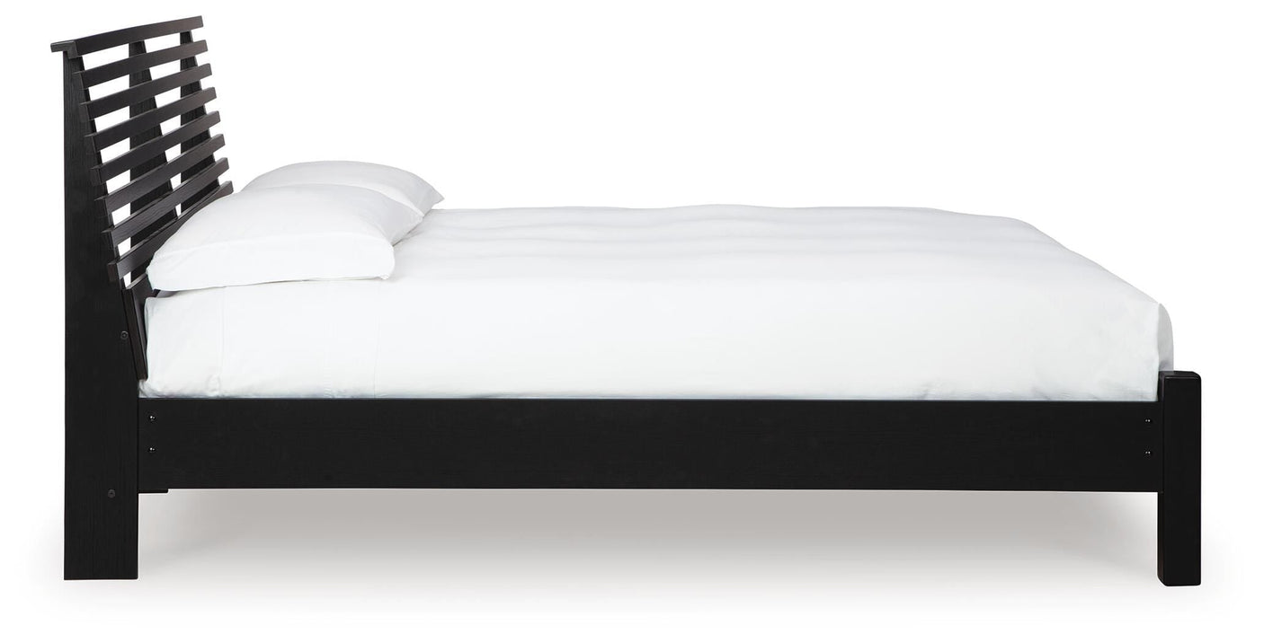 Danziar Slat Panel Bed Bedroom Set