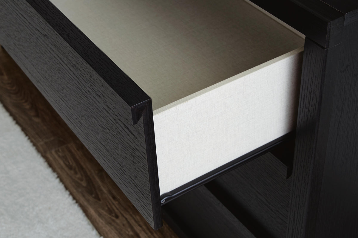 Danziar Dressers