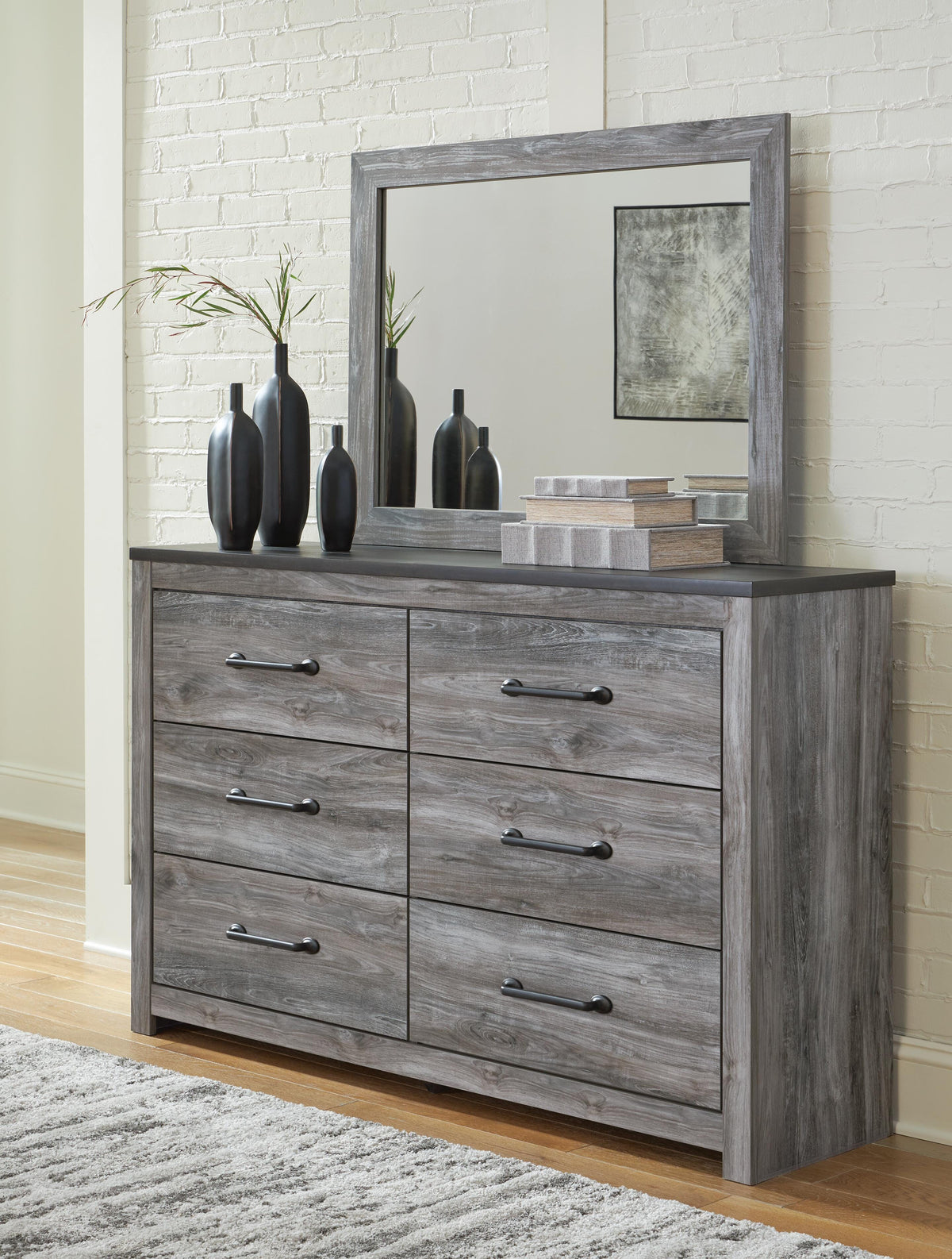 Bronyan Dresser with Mirrors