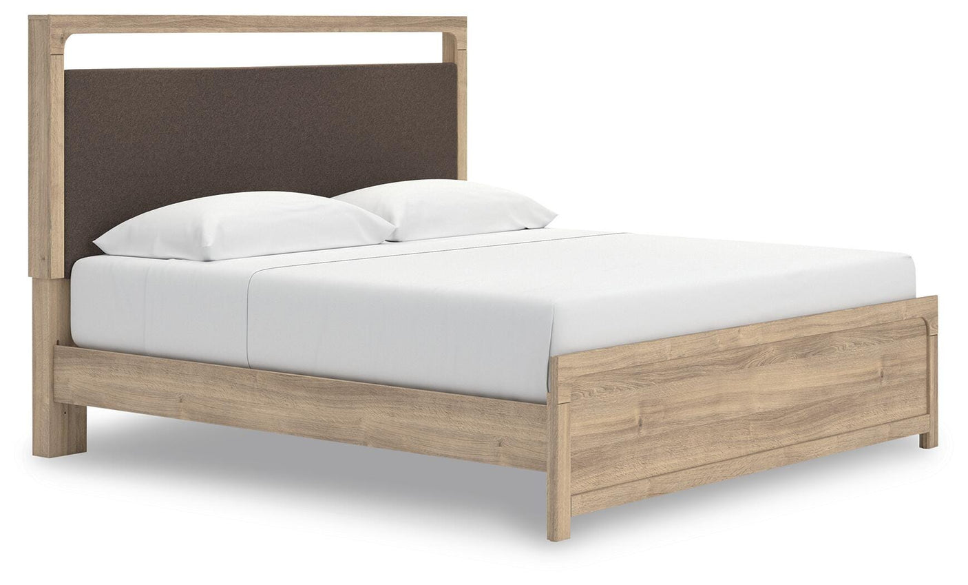Hollymount Upholstered Platform Bed