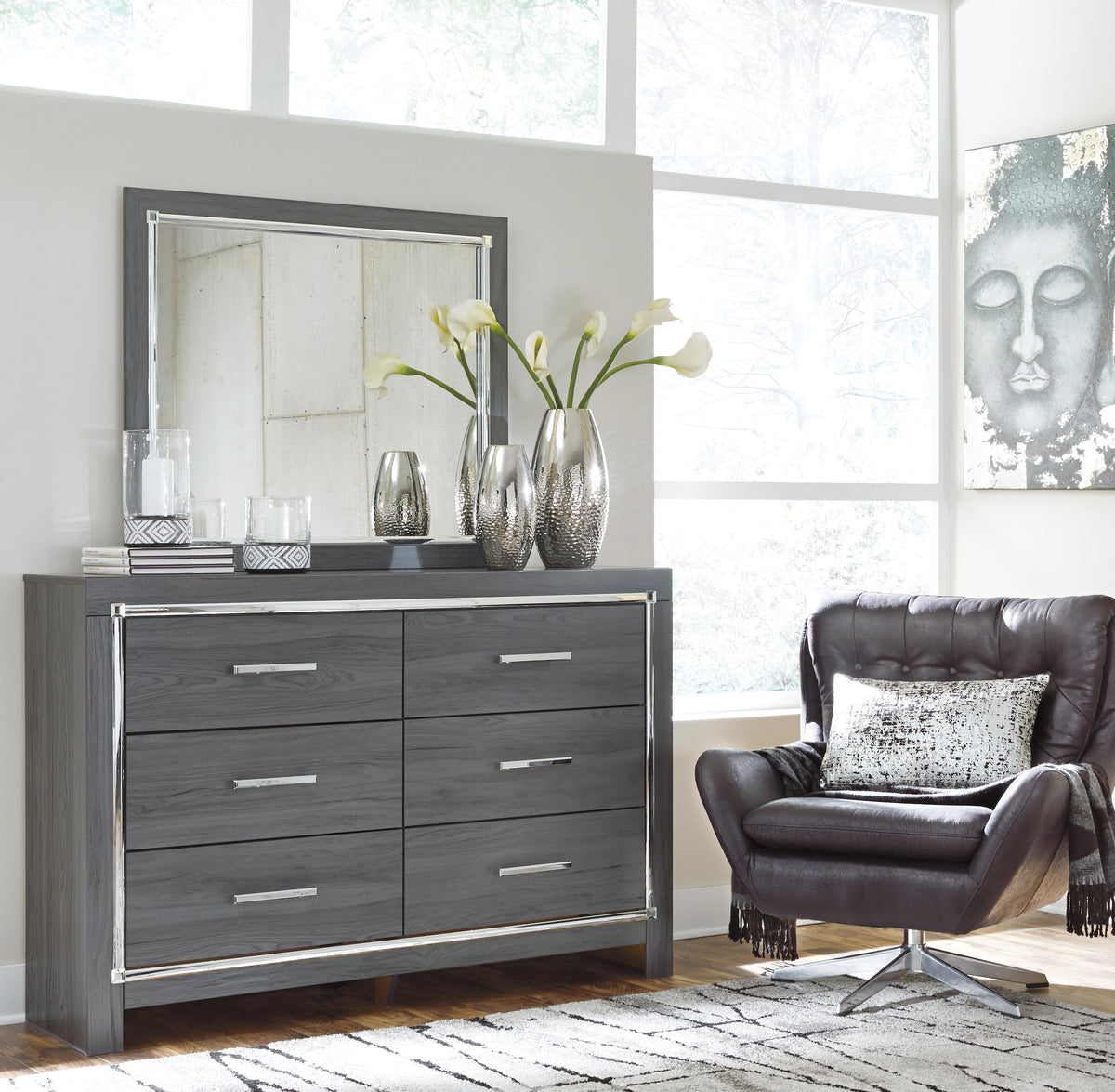 Lodanna Dressers
