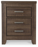 Juararo Poster Bed Bedroom Set
