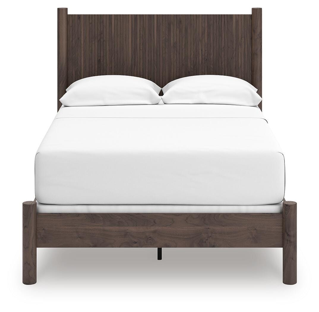 Pamytta Panel Bed Bedroom Set