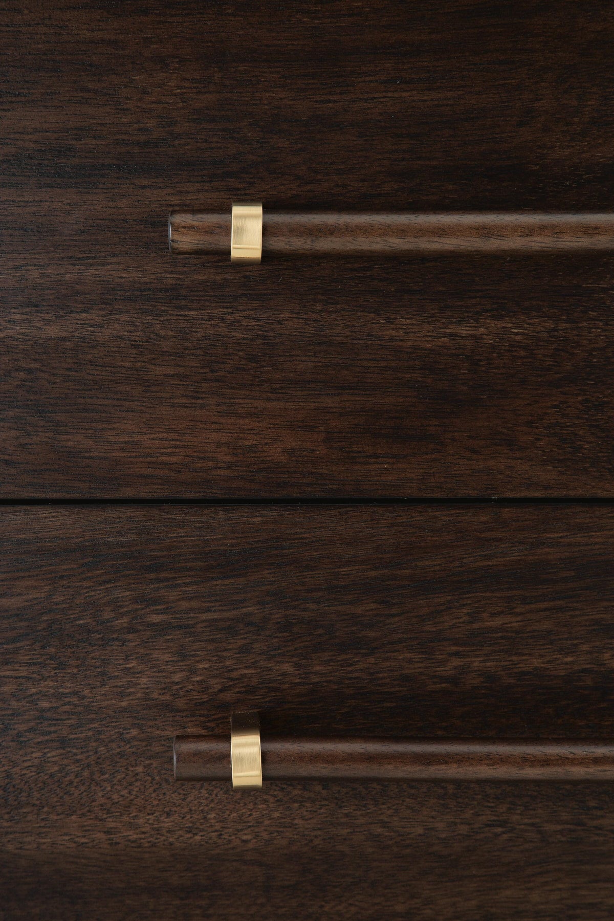 Dantenton Dresser with Mirrors