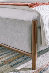 Lyncott Upholstered Bed