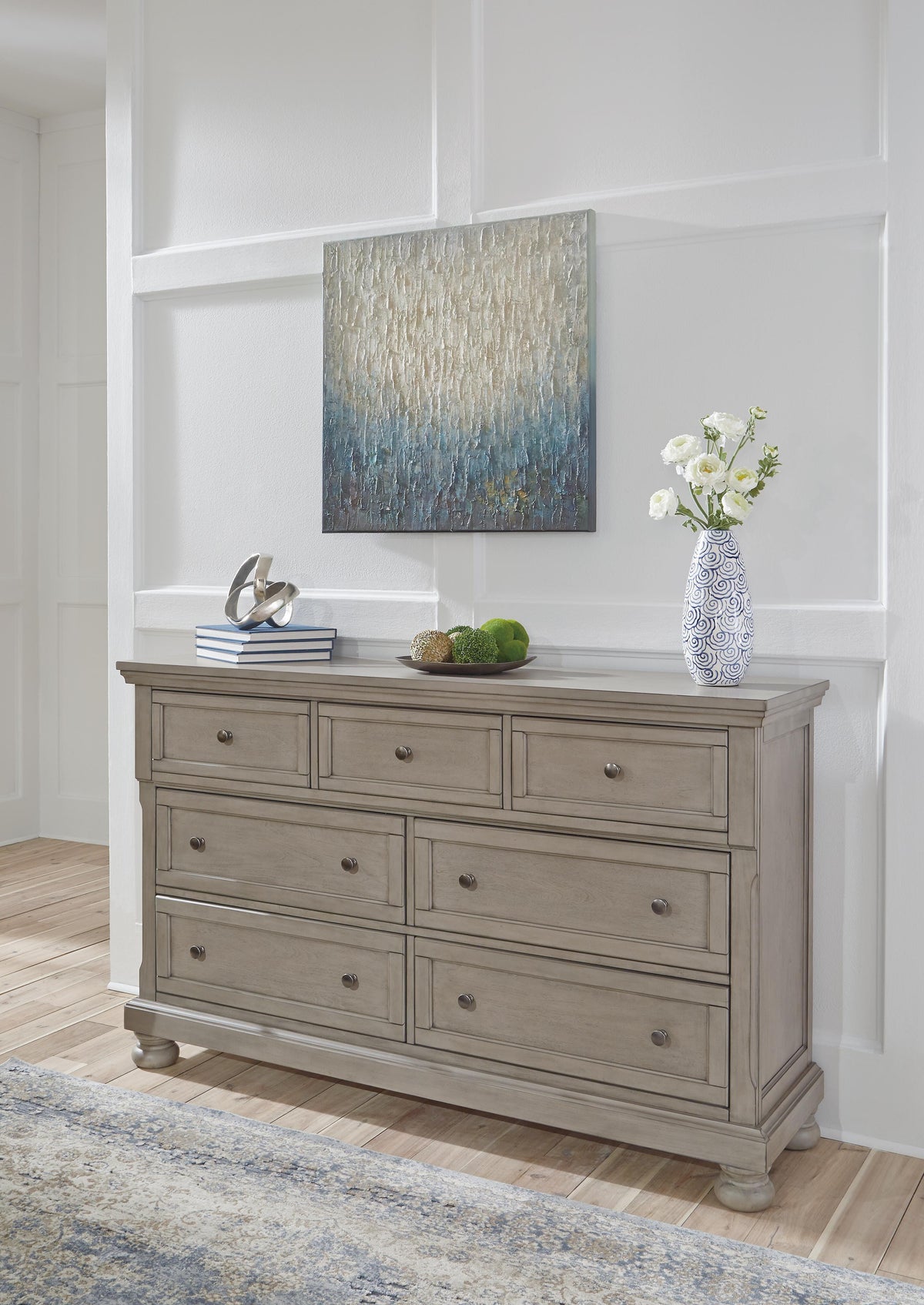 Lettner Dressers
