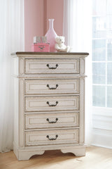 Realyn Panel Bed Bedroom Set