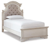 Realyn Panel Bed