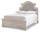 Realyn Panel Bed Bedroom Set