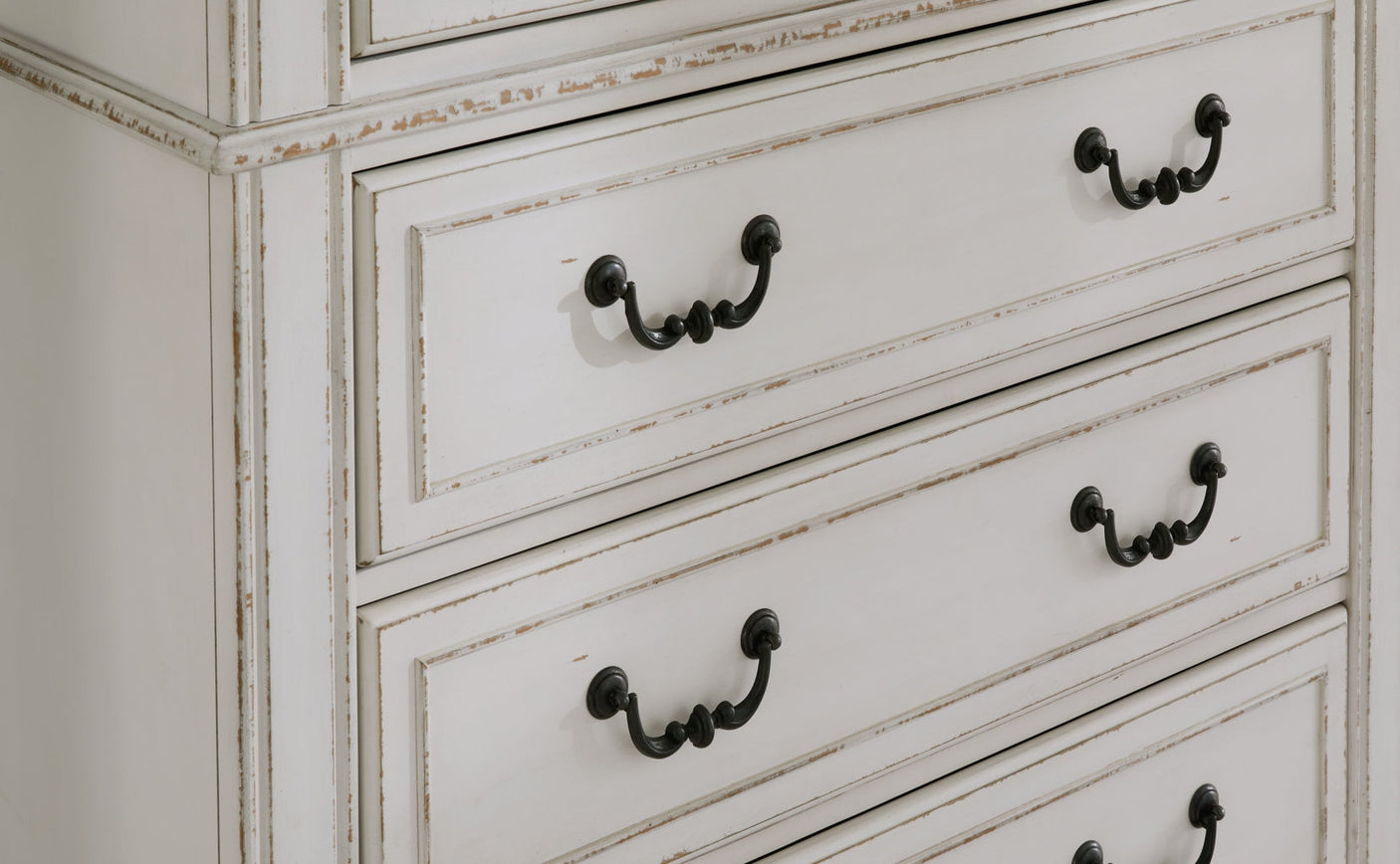 Blendon Dresser & Chest