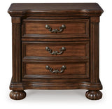 Lavinton Poster Bed Bedroom Set