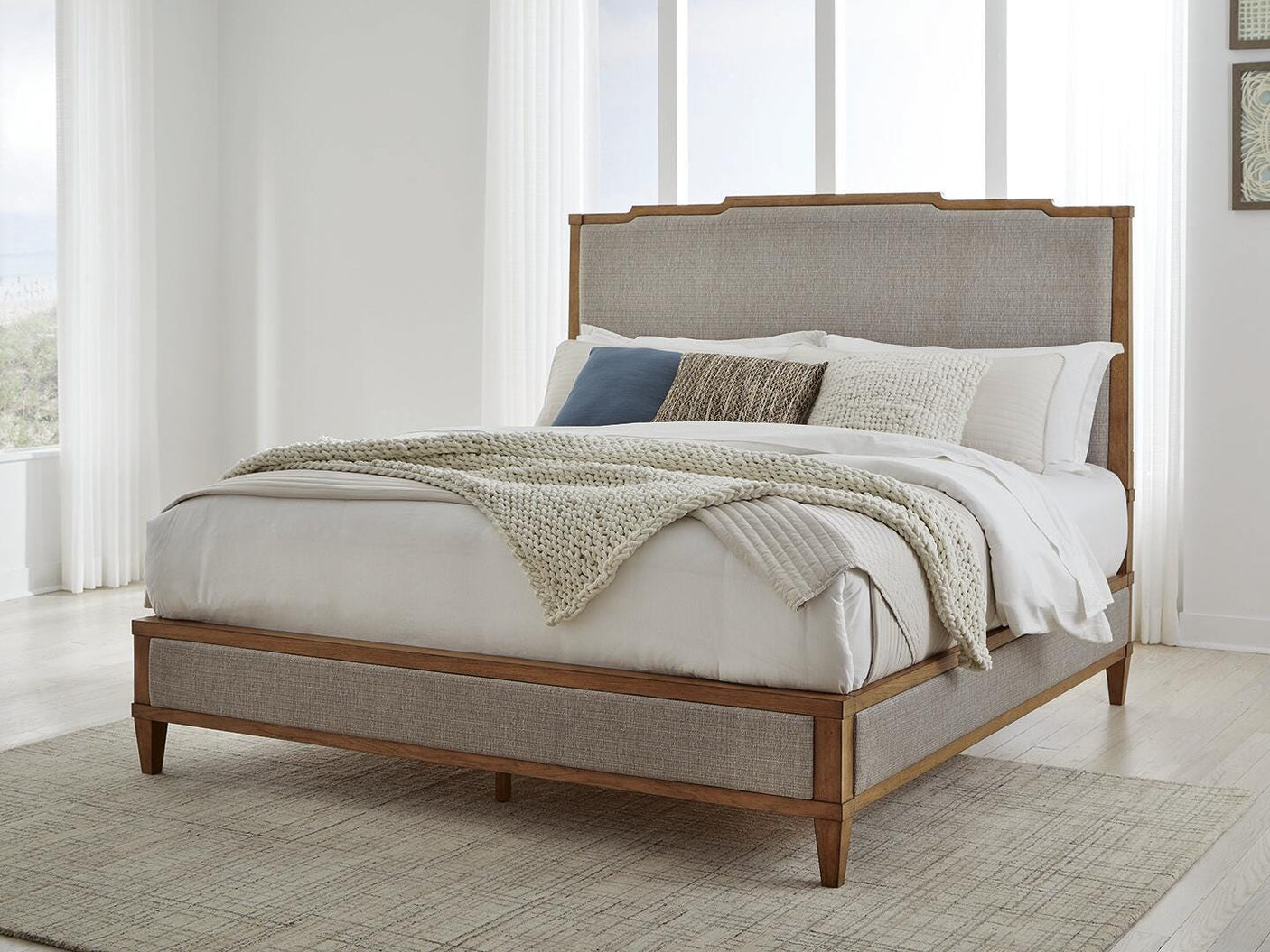 Sharlance Upholstered Panel Bed