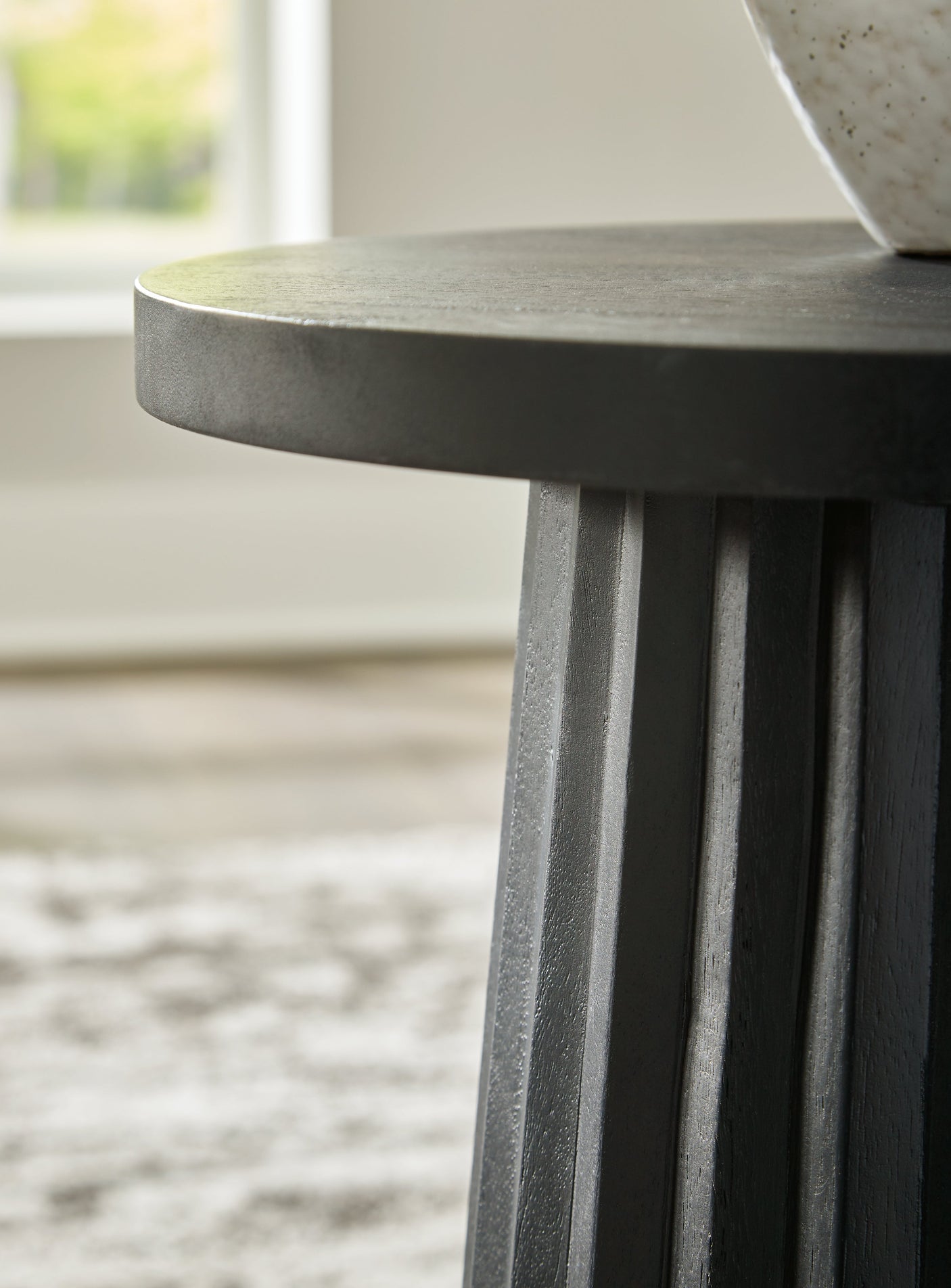 Ceilby Accent Table - Black