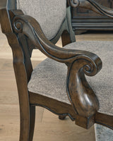 Maylee Side Chairs (Set of 2)