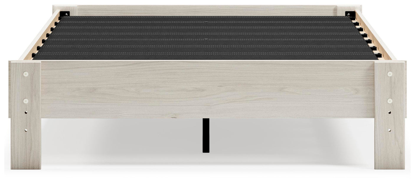 Socalle Platform Bed