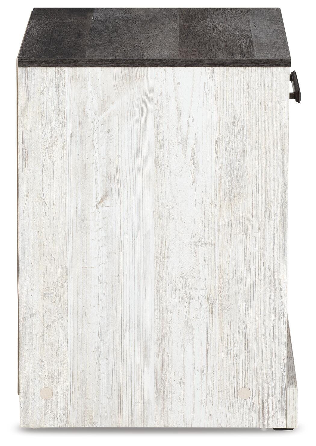 Shawburn Nightstands
