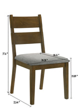 Everly Table w / 4 Chairs