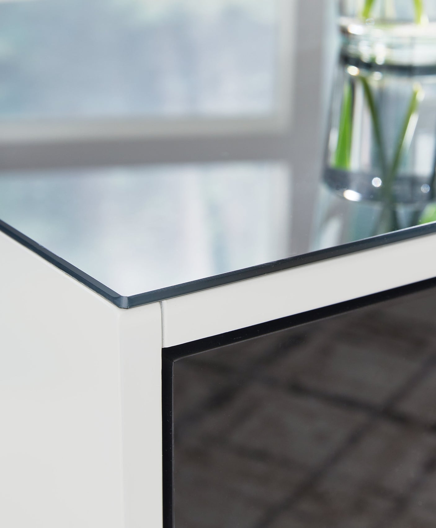 Gardoni End / Accent Table