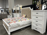 Sam White Queen Bedroom Set