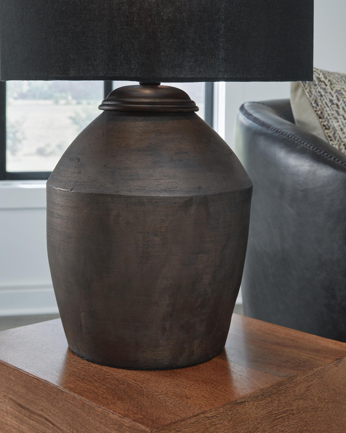 Naareman Table Lamps