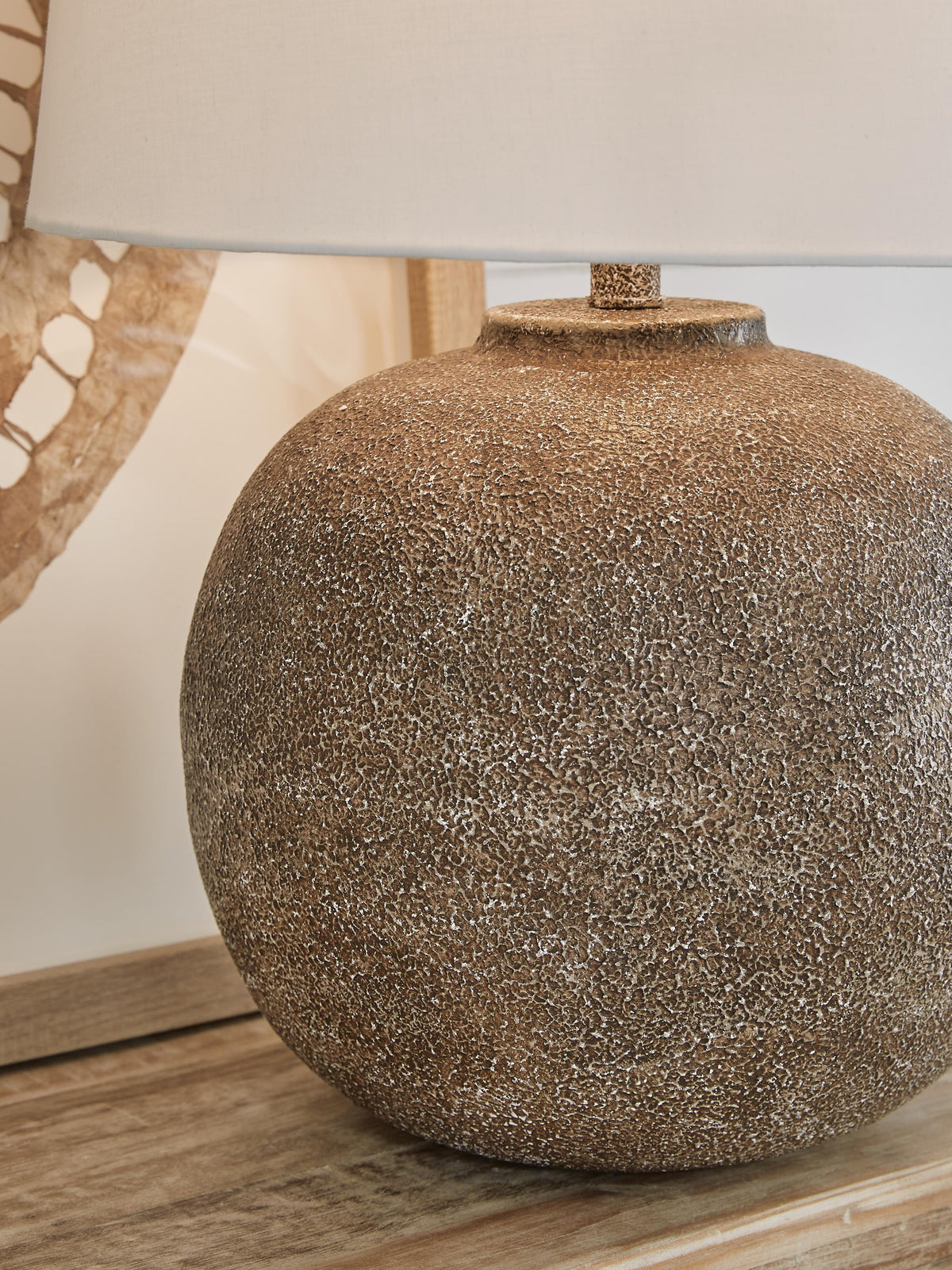 Neavesboro Table Lamps