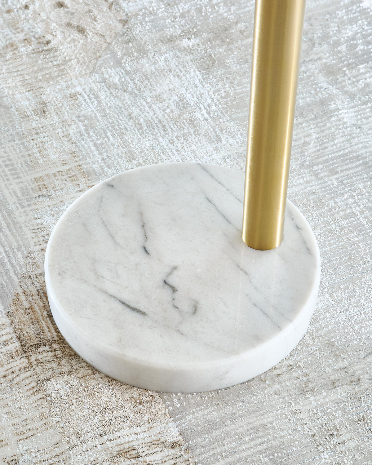 Valo Floor Lamps