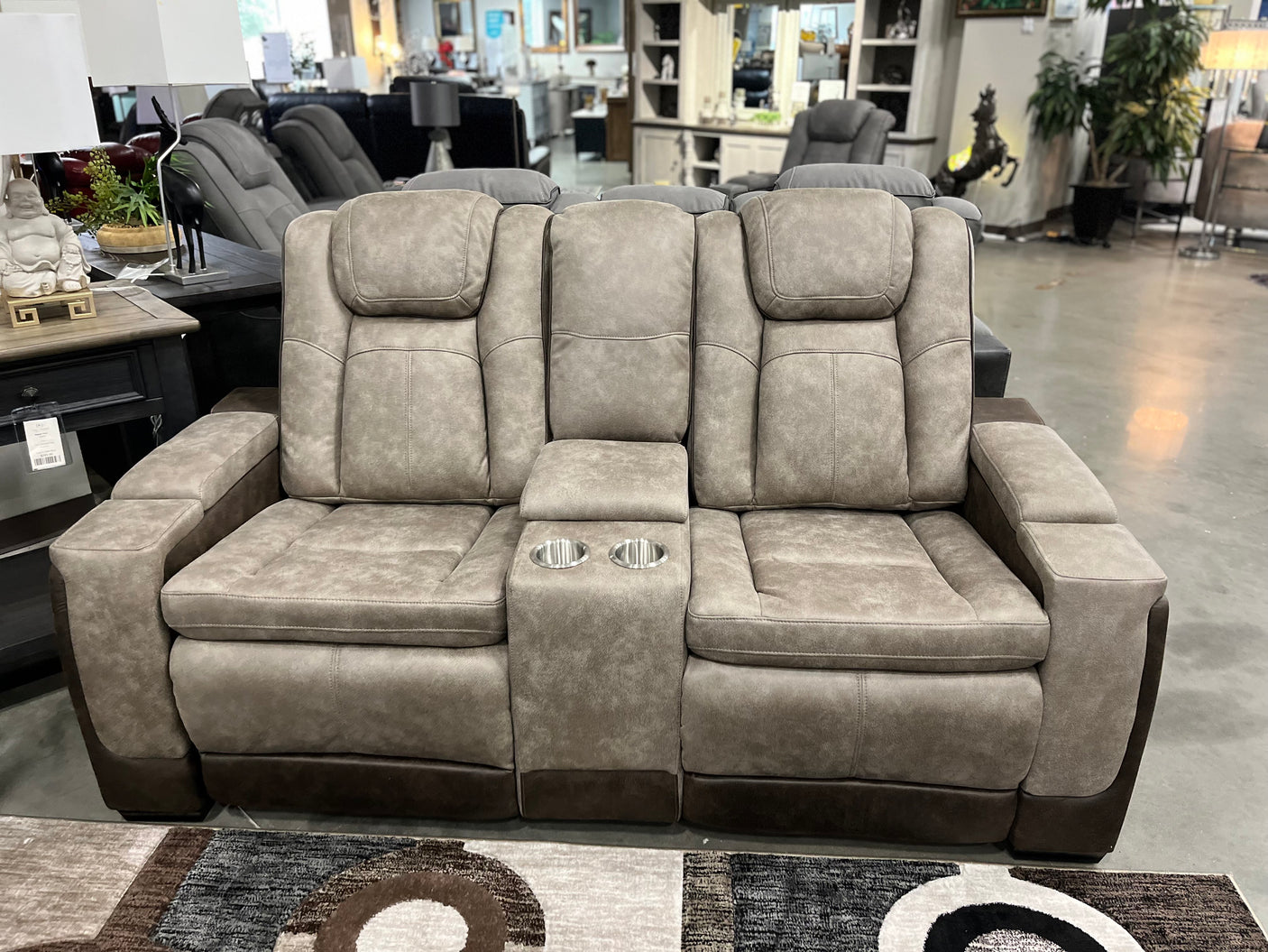 Lantana Sofa & Loveseat