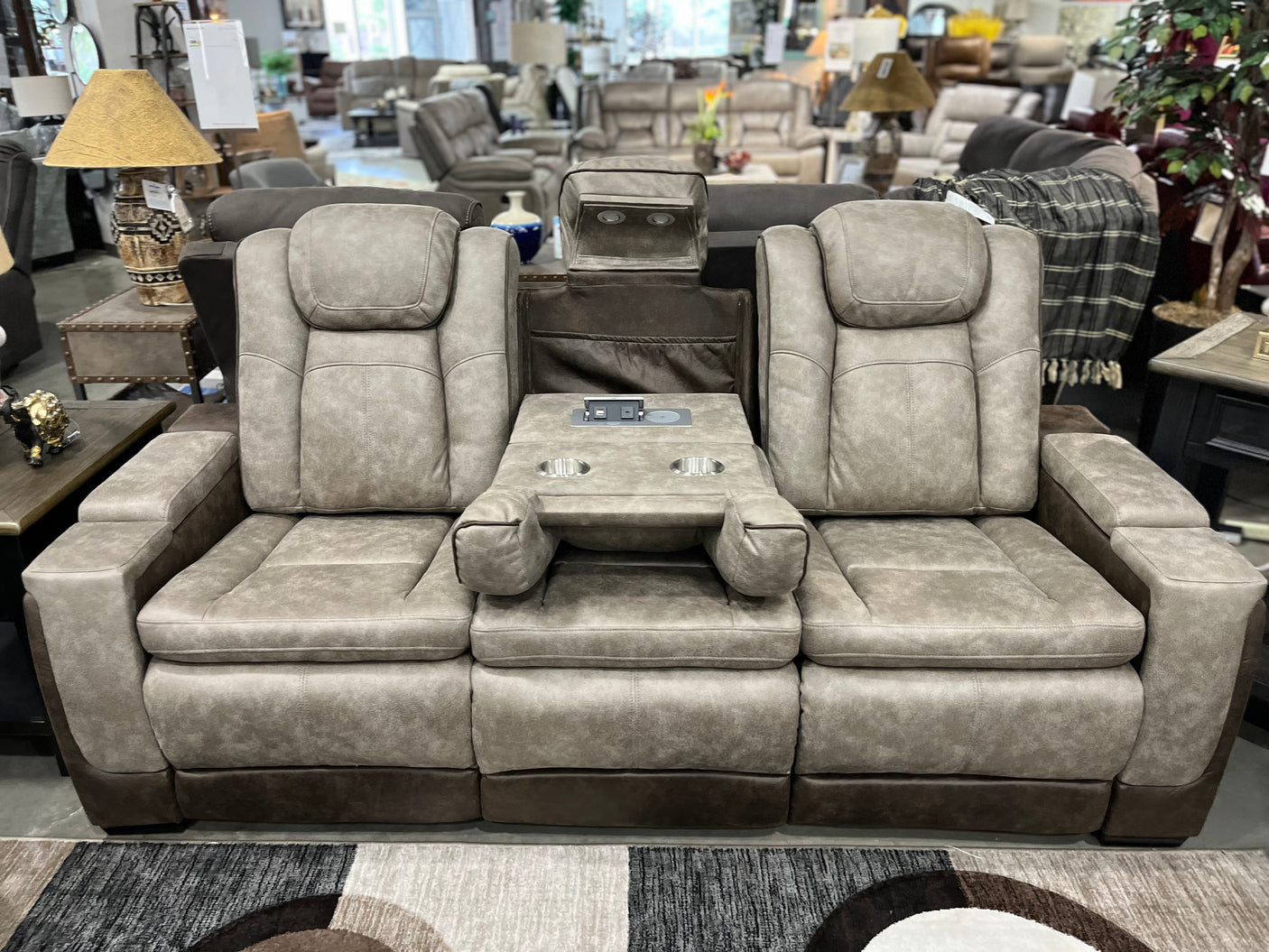 Lantana Sofa & Loveseat