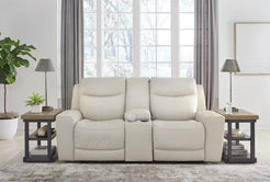 Leyla Loveseat