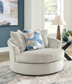 Max Swivel Accent Chair