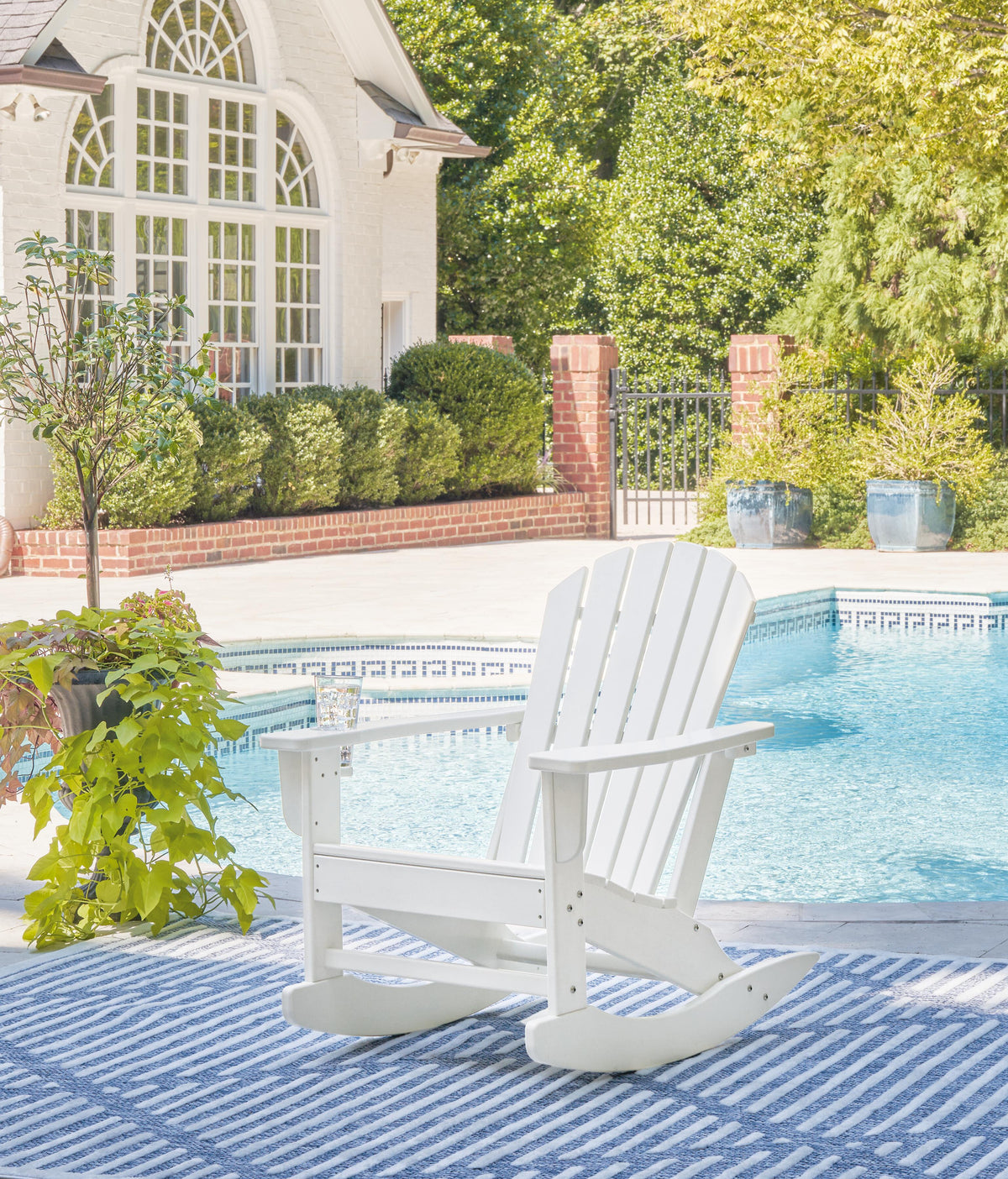 Sundown Outdoor Chair