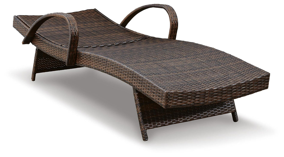 Kantana Outdoor Chair