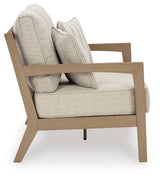 Hallow Creek Outdoor Seating