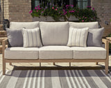 Hallow Creek Outdoor Seating