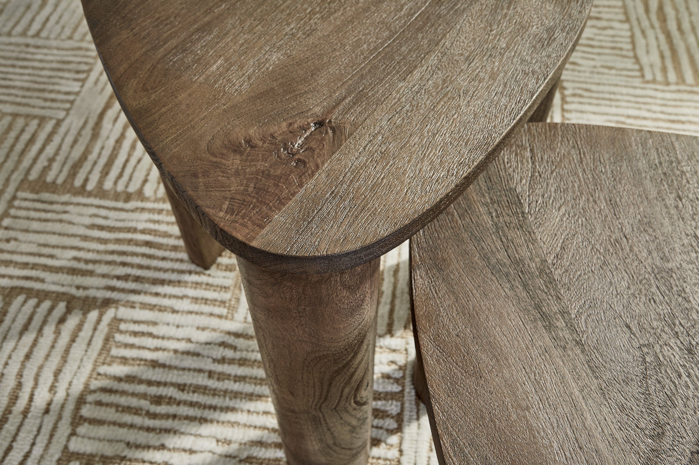 Reidport Coffee / Accent Table Set