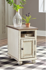 Realyn Chair Side Accent Table