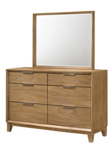 Florian Queen Bedroom Set