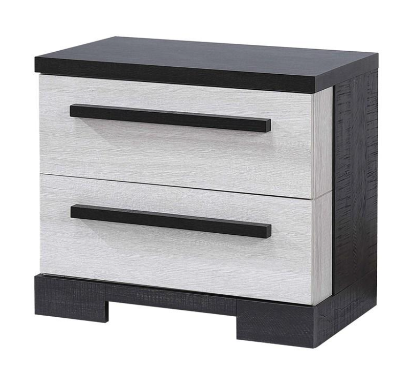 Remington Queen Bedroom Set W/ FREE Chest