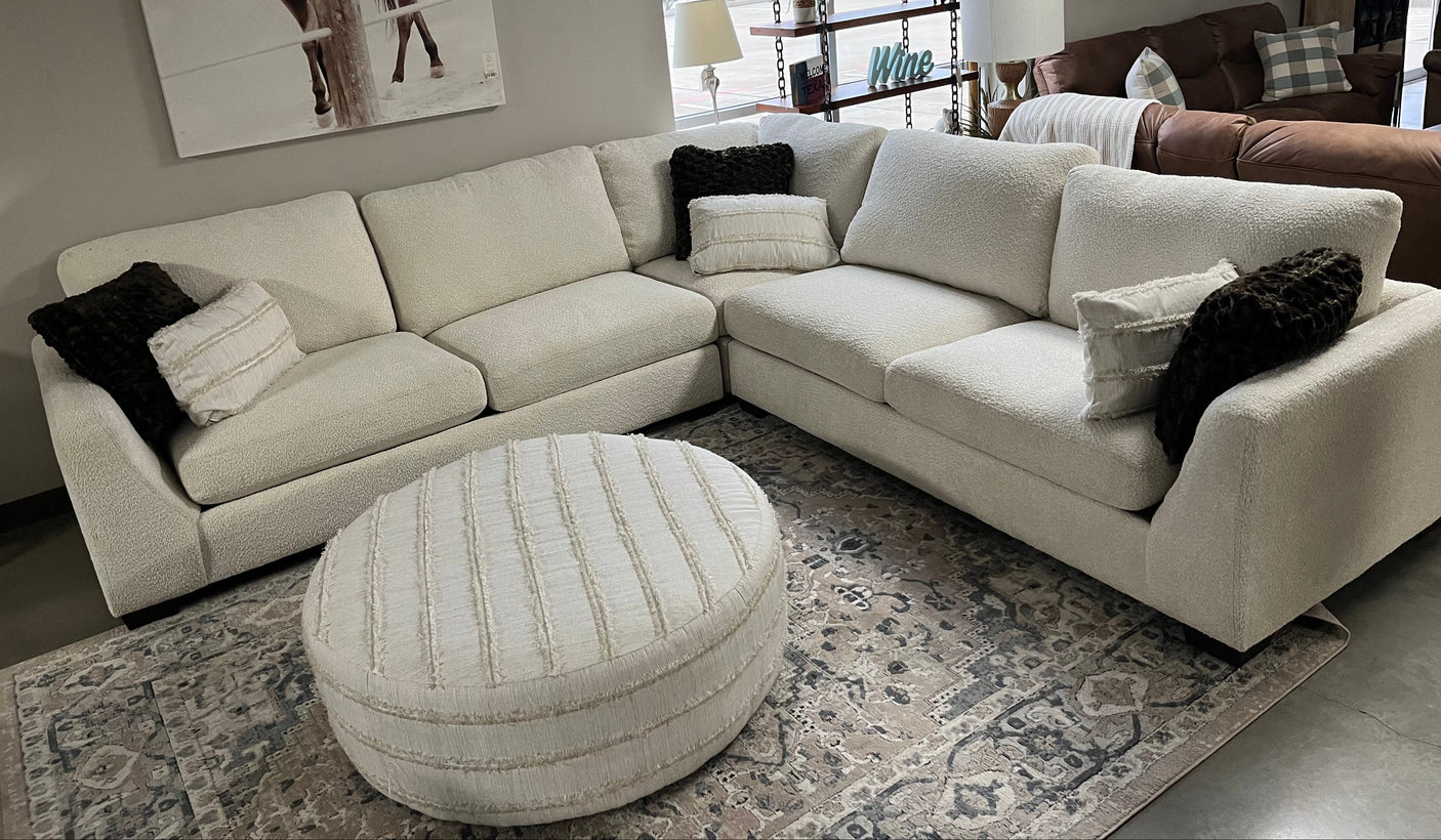 Stormy Sectional w/ FREE Ottoman