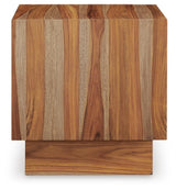 Dressonni End & Side Tables