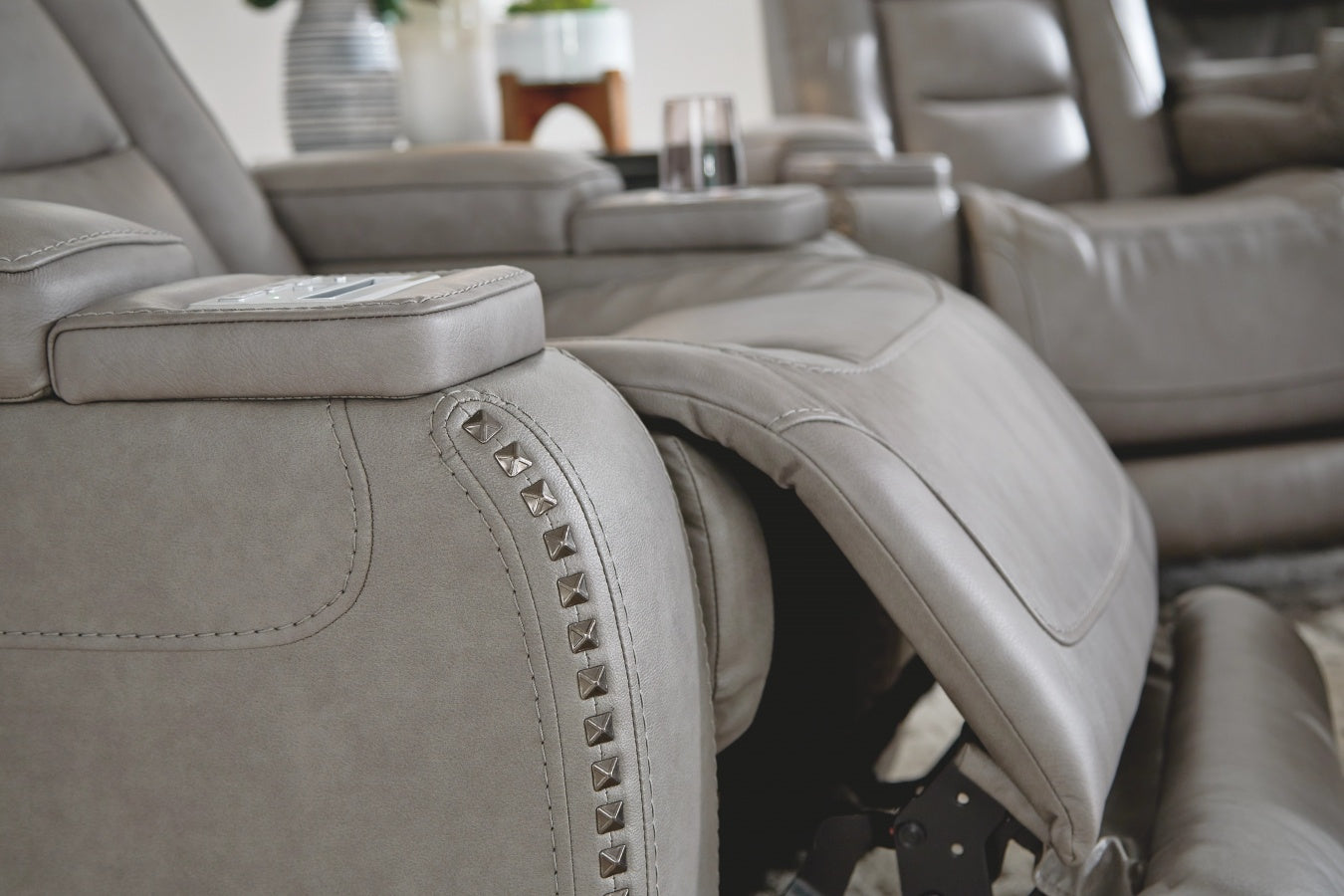 Man-Den Power Reclining Sofa, Loveseat & FREE Recliner