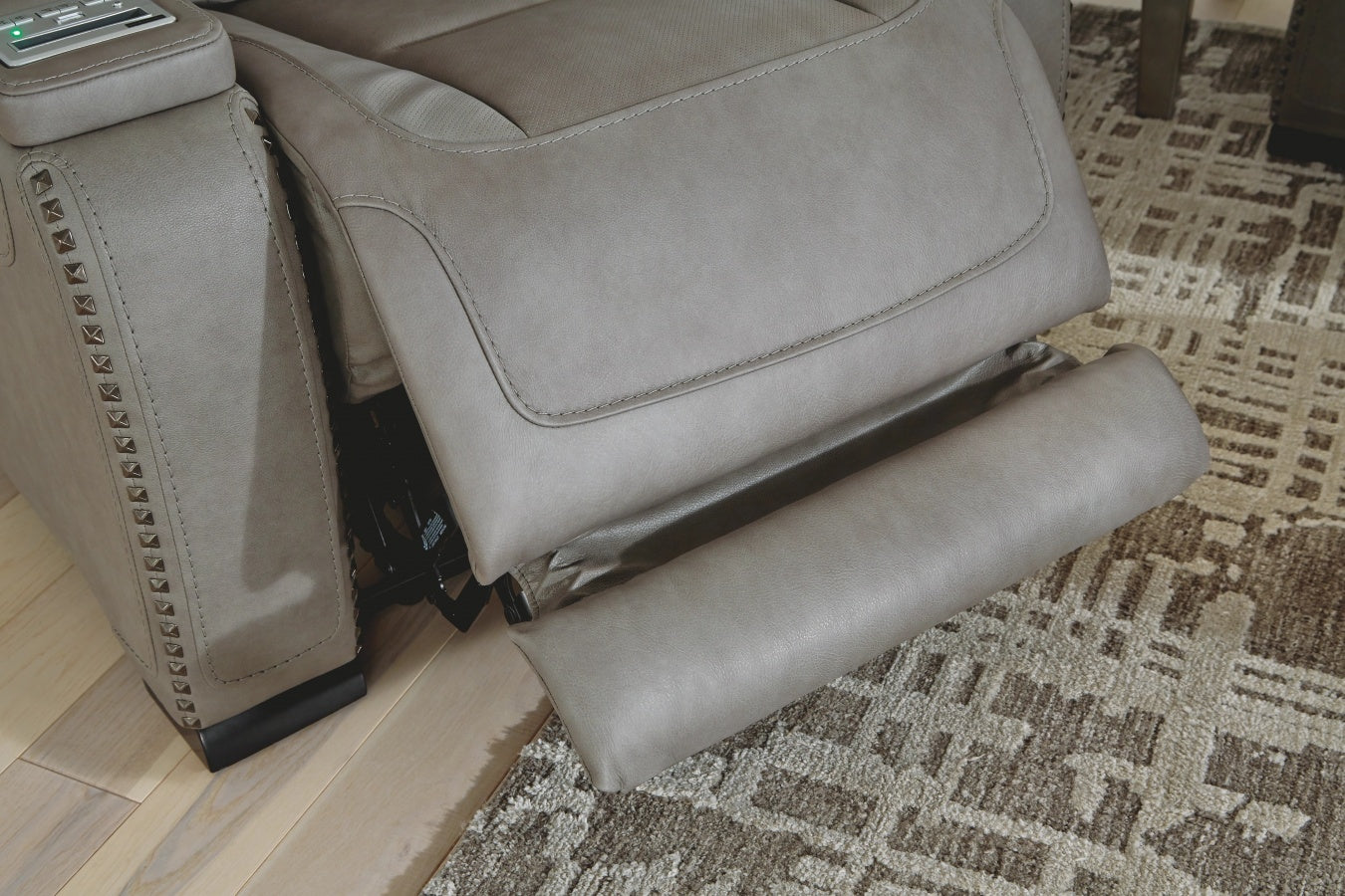 Man-Den Power Reclining Sofa, Loveseat & FREE Recliner