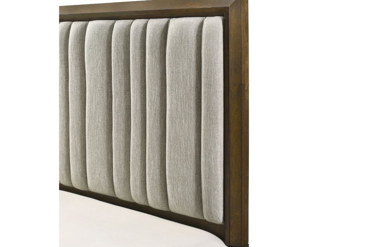 Lakecrest Queen Bed